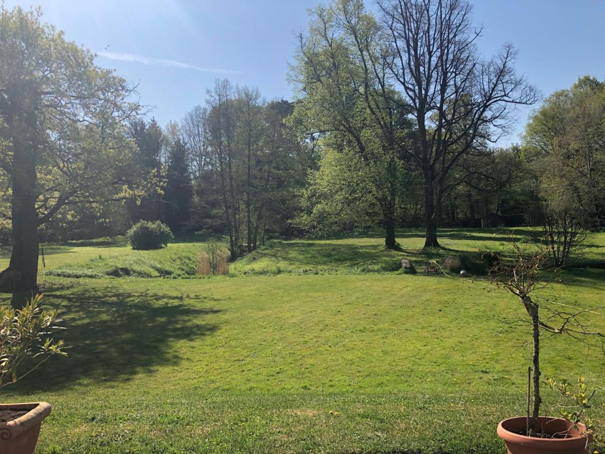 Moulin De Vilgris Bed & Breakfast Clairefontaine-en-Yvelines Екстериор снимка